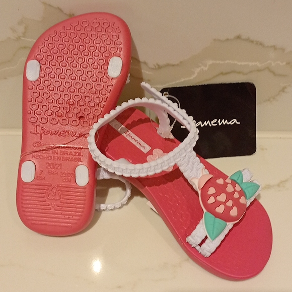 IPANEMA Ladybug Cute Pink White Baby Toddler Thongs Sandals NWT - Picture 9 of 10
